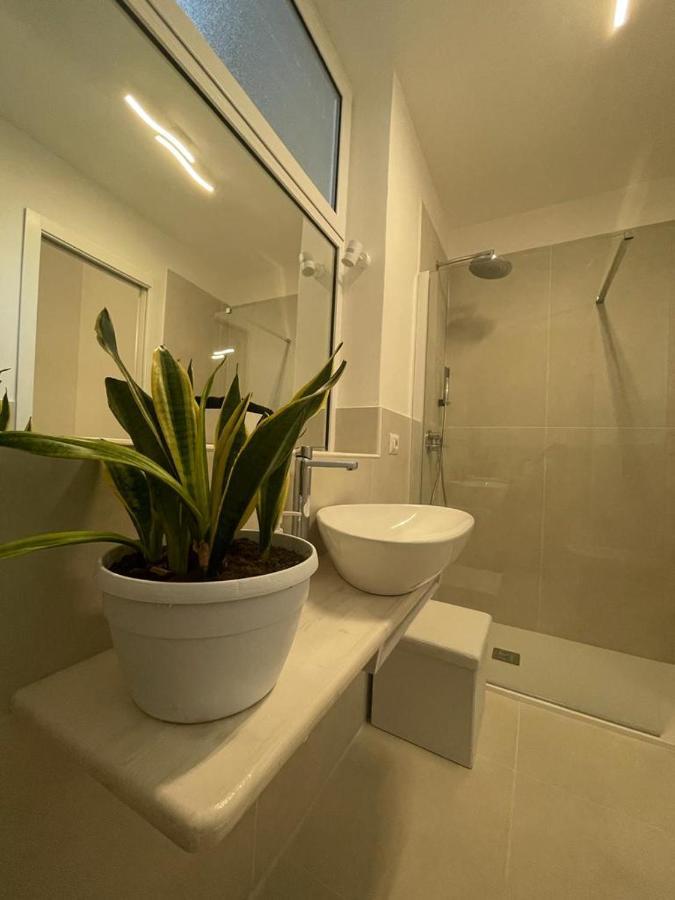 Bed and Breakfast Cutelli Gold Aeroporto di Catania Fontana Rossa Esterno foto