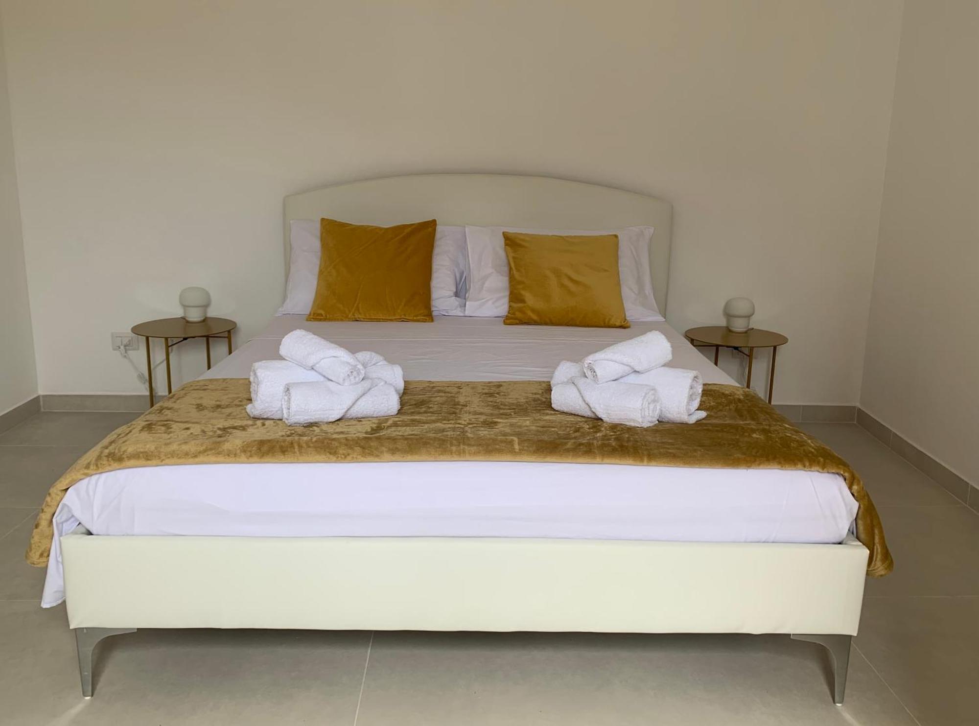 Bed and Breakfast Cutelli Gold Aeroporto di Catania Fontana Rossa Esterno foto
